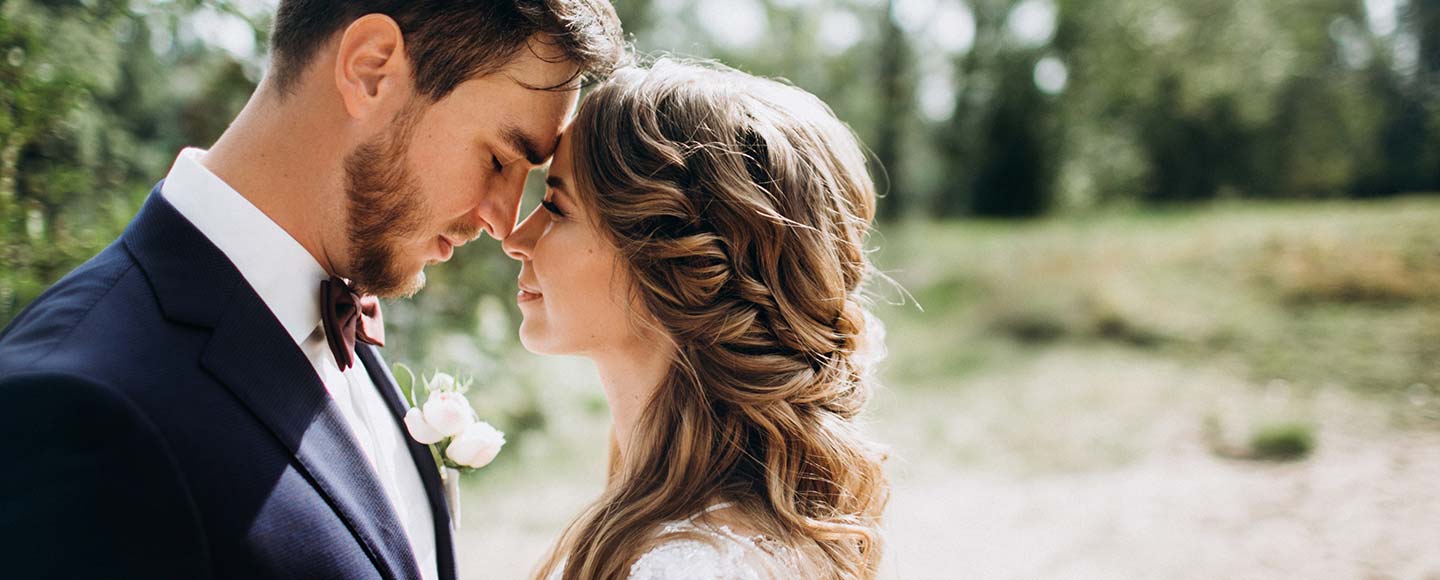 Hochzeit mit DJ in Koblenz Verliebtes Paar bei Hochzeit in Koblenz